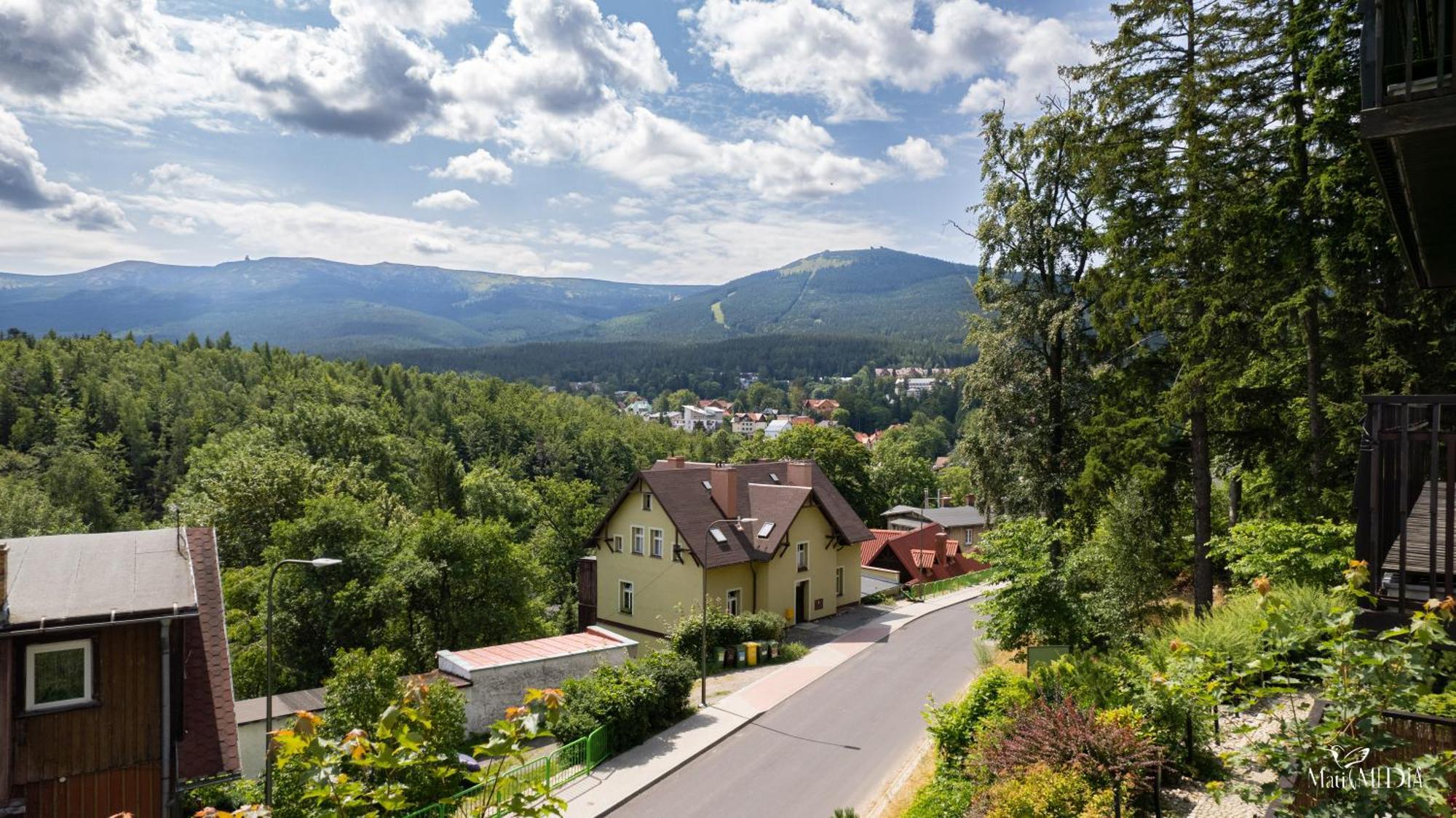 Apartament Panorama Gor - Centrum Miasta Z Widokiem Na Szrenice 스클라르스카포렘바 외부 사진