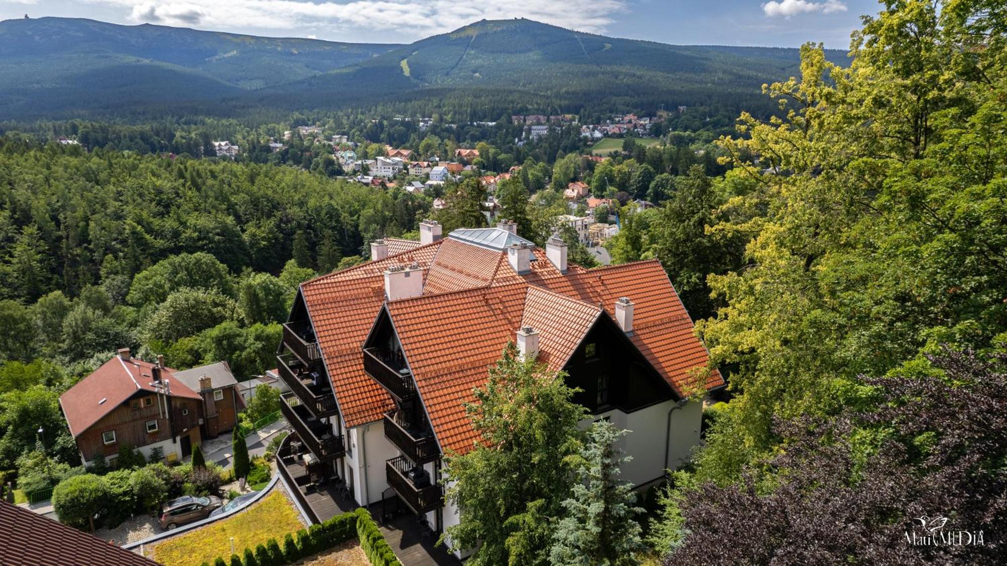 Apartament Panorama Gor - Centrum Miasta Z Widokiem Na Szrenice 스클라르스카포렘바 외부 사진